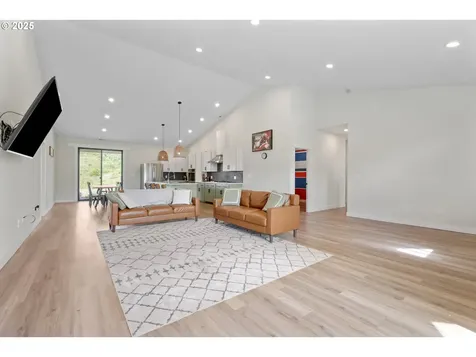 279 Stewart Drive Kelso WA 98626
