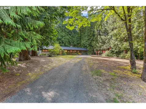 11313 SW 33rd Avenue Portland OR 97219