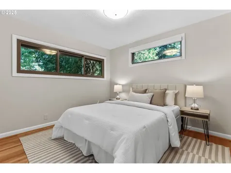 11313 SW 33rd Avenue Portland OR 97219