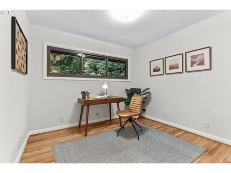 11313 SW 33rd Avenue Portland OR 97219