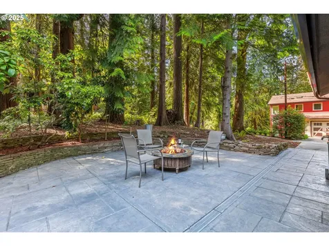 11313 SW 33rd Avenue Portland OR 97219
