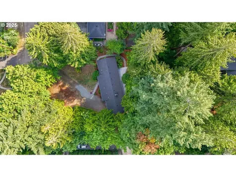 11313 SW 33rd Avenue Portland OR 97219