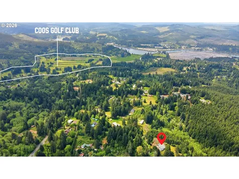 61513 Richmond Way Coos Bay OR 97420