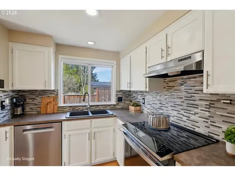 1030 NW Rachel Street Hillsboro OR 97124