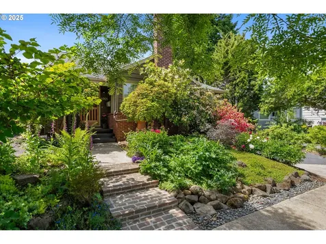 6905 N Fenwick Avenue Portland OR 97217