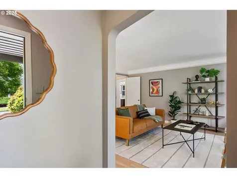 6905 N Fenwick Avenue Portland OR 97217