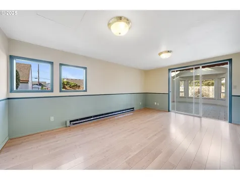 2510 4th Street Tillamook OR 97141