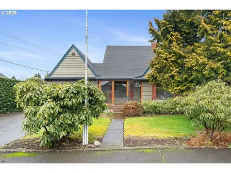 2510 4th Street Tillamook OR 97141
