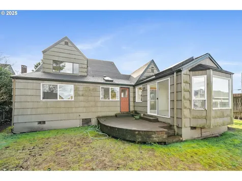 2510 4th Street Tillamook OR 97141