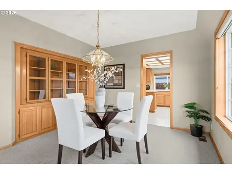 3105 Wolf Meadows Lane Eugene OR 97408
