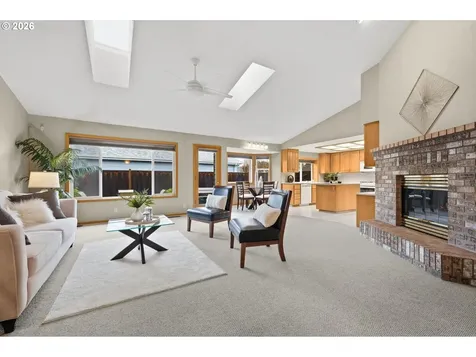 3105 Wolf Meadows Lane Eugene OR 97408