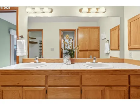 3105 Wolf Meadows Lane Eugene OR 97408