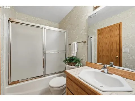 3105 Wolf Meadows Lane Eugene OR 97408