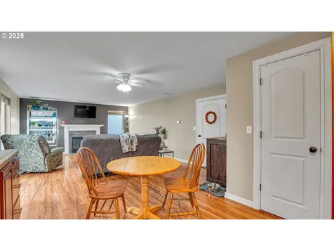 33410 SW Meadowbrook Drive Scappoose OR 97056