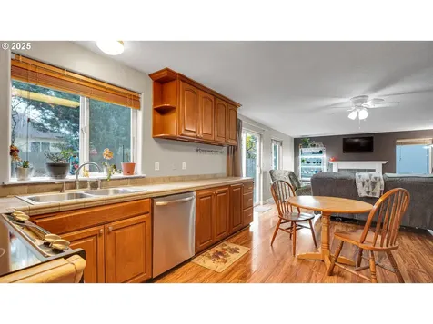 33410 SW Meadowbrook Drive Scappoose OR 97056