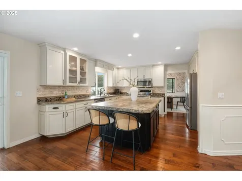3811 NE 166th Avenue Vancouver WA 98682