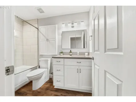 3811 NE 166th Avenue Vancouver WA 98682