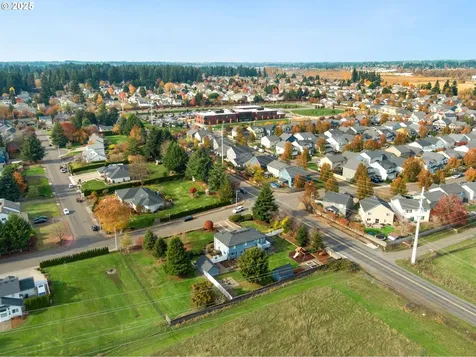 3811 NE 166th Avenue Vancouver WA 98682
