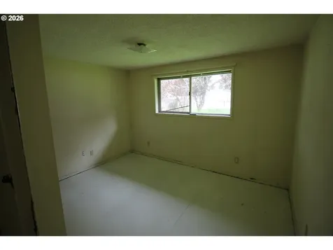 9513 NE Burton Road Vancouver WA 98662