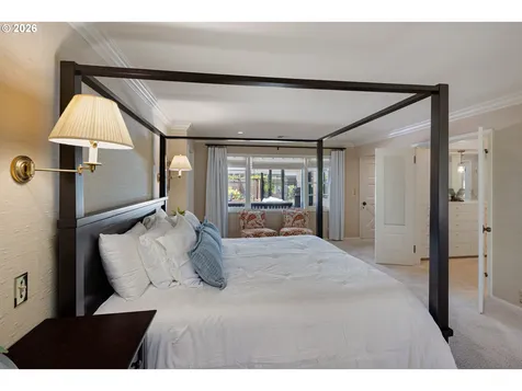 2105 Fairmount Boulevard Eugene OR 97403