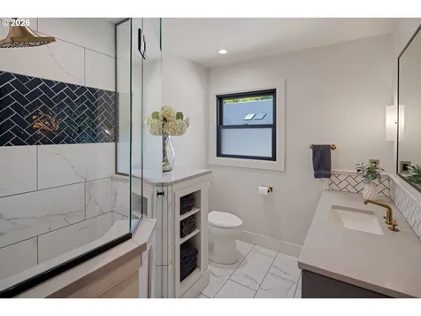 2105 Fairmount Boulevard Eugene OR 97403