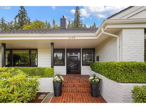 2105 Fairmount Boulevard Eugene OR 97403