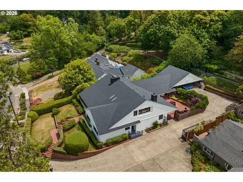 2105 Fairmount Boulevard Eugene OR 97403