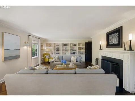 2105 Fairmount Boulevard Eugene OR 97403