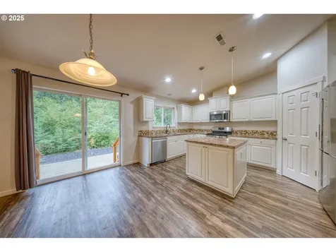 202 Edgewater Drive Carson WA 98610