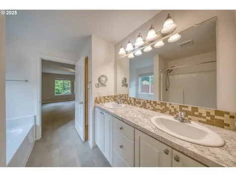 202 Edgewater Drive Carson WA 98610