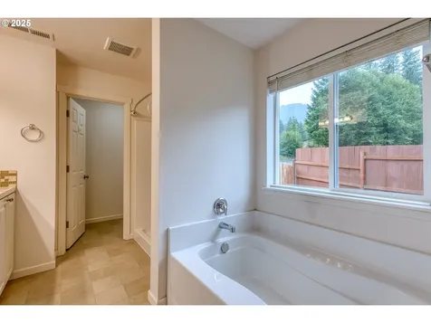 202 Edgewater Drive Carson WA 98610