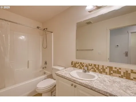 202 Edgewater Drive Carson WA 98610