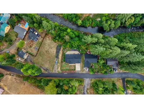 202 Edgewater Drive Carson WA 98610