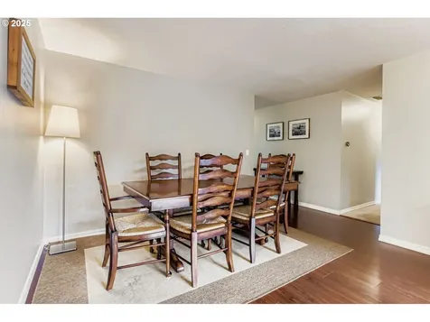 2647 SE Aspen Court Hillsboro OR 97123