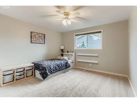 2647 SE Aspen Court Hillsboro OR 97123