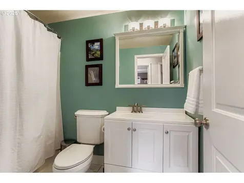 2647 SE Aspen Court Hillsboro OR 97123