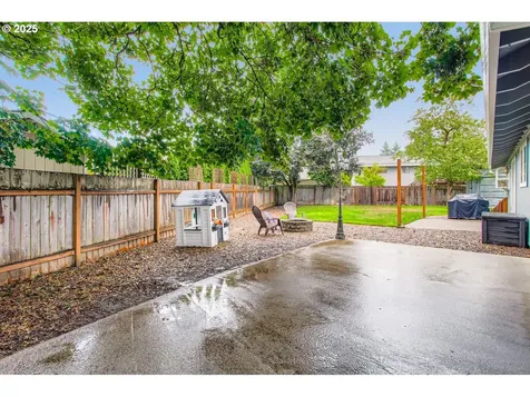 2647 SE Aspen Court Hillsboro OR 97123