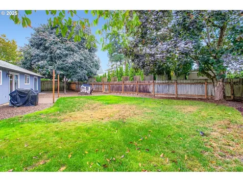 2647 SE Aspen Court Hillsboro OR 97123