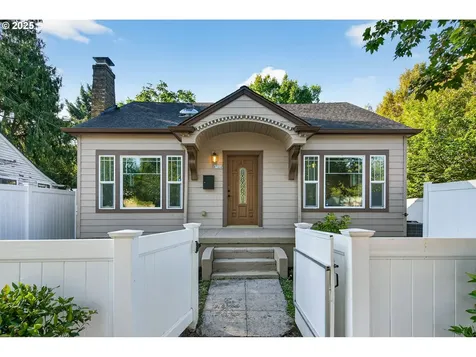 8504 NE Glisan Street Portland OR 97220