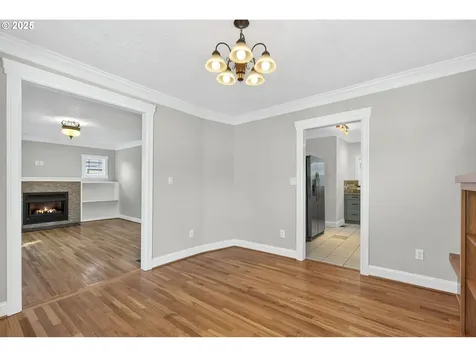 8504 NE Glisan Street Portland OR 97220
