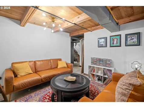 413 NE 130th Place Portland OR 97230
