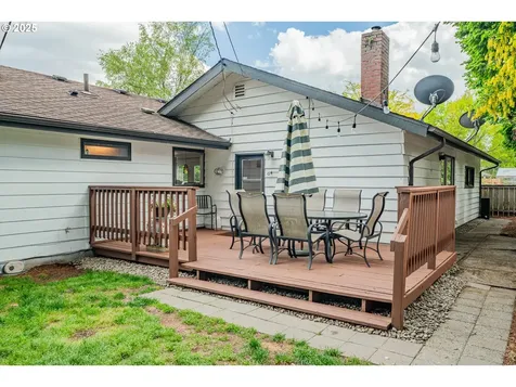 413 NE 130th Place Portland OR 97230