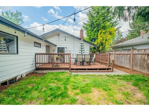 413 NE 130th Place Portland OR 97230