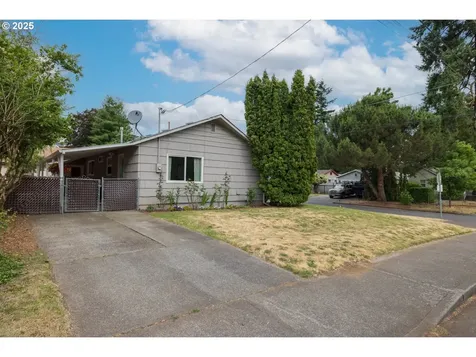 5644 SE Knight Street Portland OR 97206