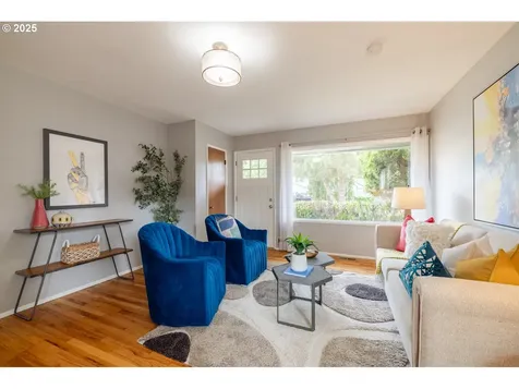 5644 SE Knight Street Portland OR 97206