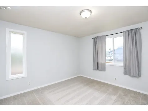 4425 Marcum Lane Eugene OR 97402