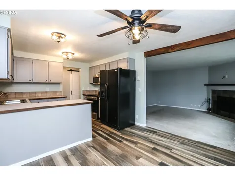 4425 Marcum Lane Eugene OR 97402