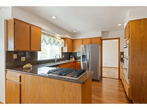 17830 NW Deercreek Court Portland OR 97229