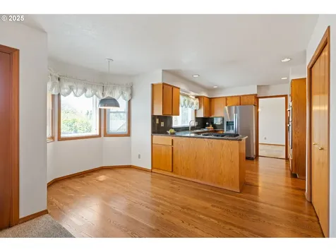 17830 NW Deercreek Court Portland OR 97229