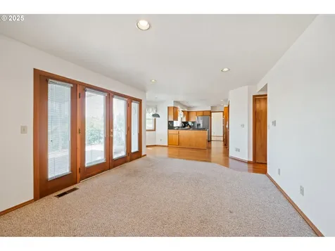 17830 NW Deercreek Court Portland OR 97229